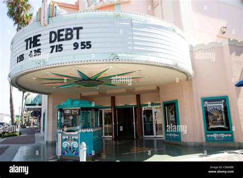newport beach movie theaters.